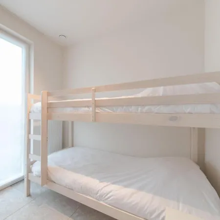 Bredunepark With Parking By Interhome בית נופש *