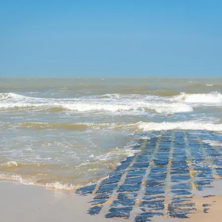 Bredunepark With Parking By Interhome